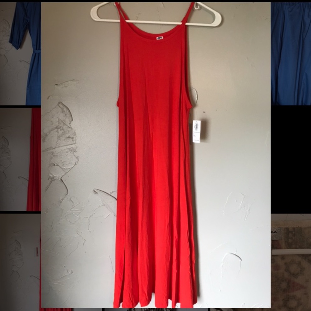 Old Navy dress. Size medium